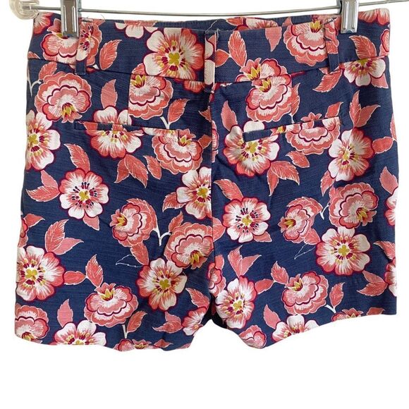 LOFT Floral Print Casual Shorts - Picture 2 of 10